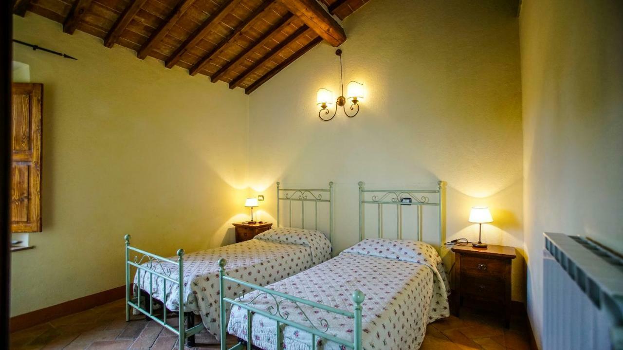 La Casa Del Fattore 蒙特里久尼 外观 照片